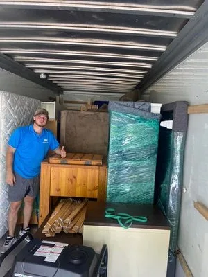 Two Twigs Moving LLC