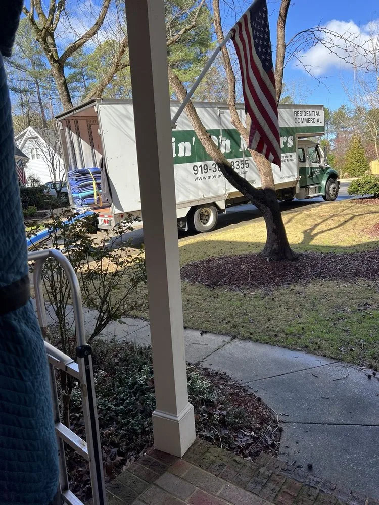Movin On Movers