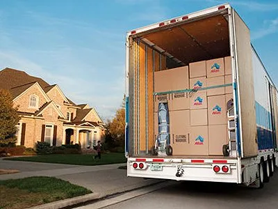 828 Movers LLC