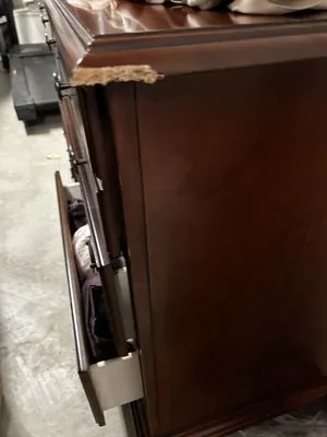 Two Twigs Moving LLC