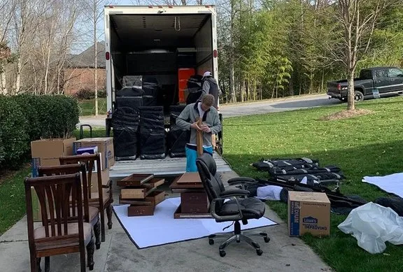 In & Out Moving & Delivery LLC