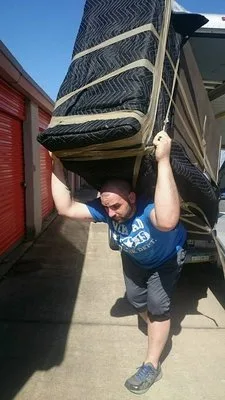 Upwright Moving LLC
